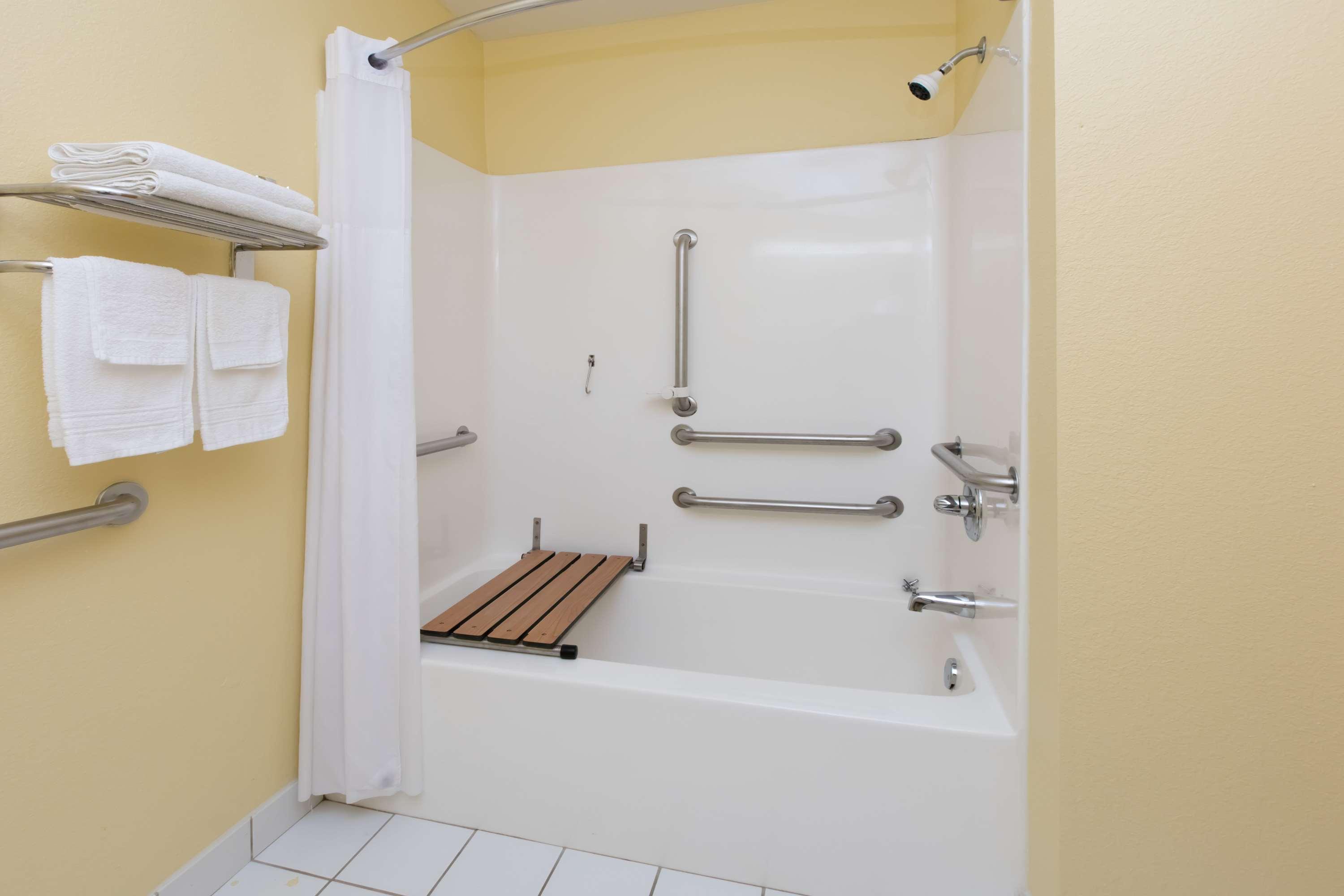 Days Inn Pryor Creek Ngoại thất bức ảnh