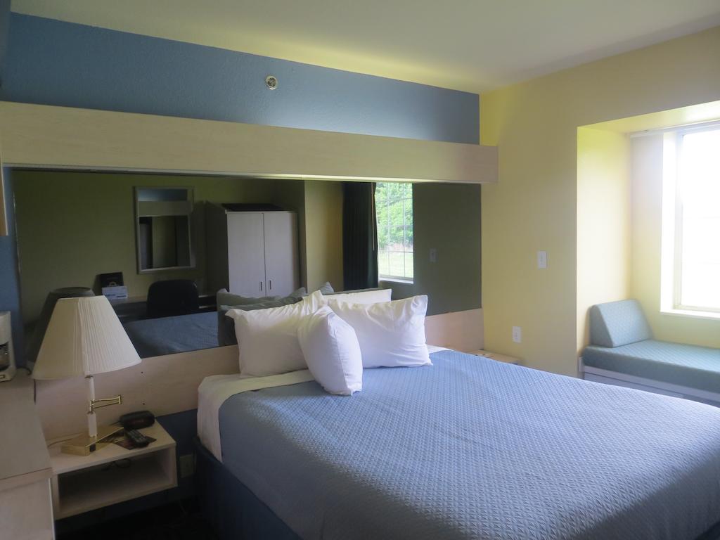 Days Inn Pryor Creek Ngoại thất bức ảnh