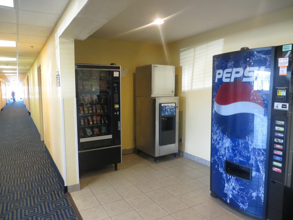 Days Inn Pryor Creek Ngoại thất bức ảnh